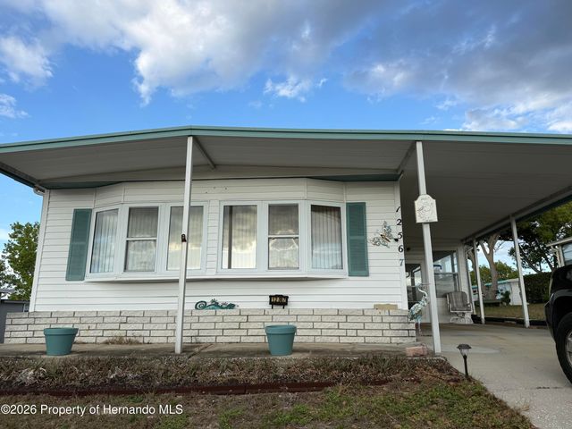 12567 Fairway Avenue, Brooksville, FL 34613
