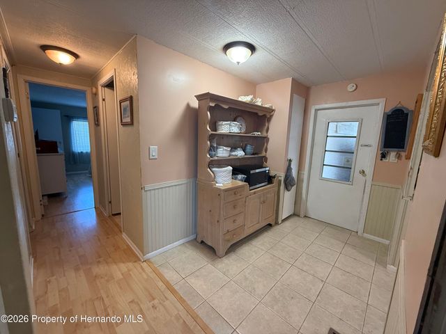 12567 Fairway Avenue, Brooksville, FL 34613