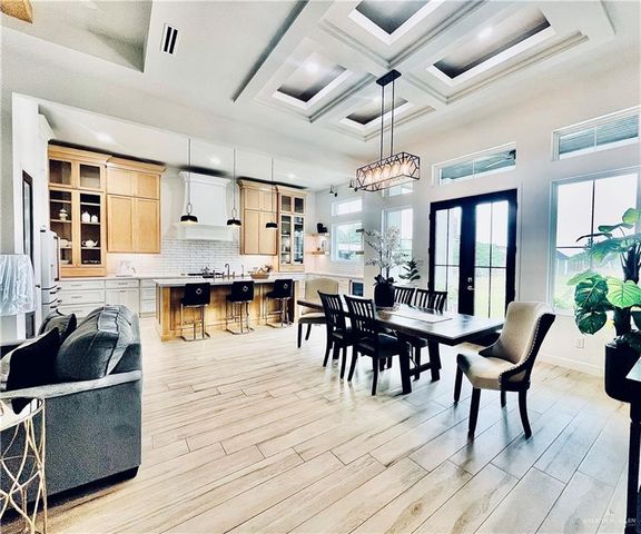 8401 Hwy 107, Mission, TX 78573