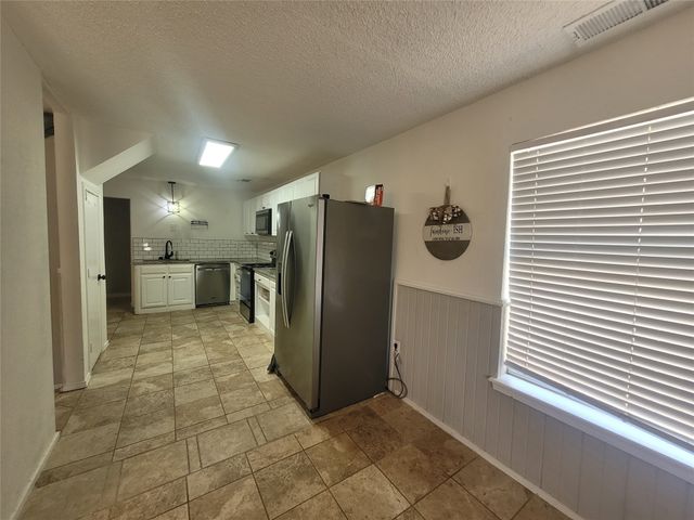 1921 Pelican Drive N, Pelican Bay, TX 76020