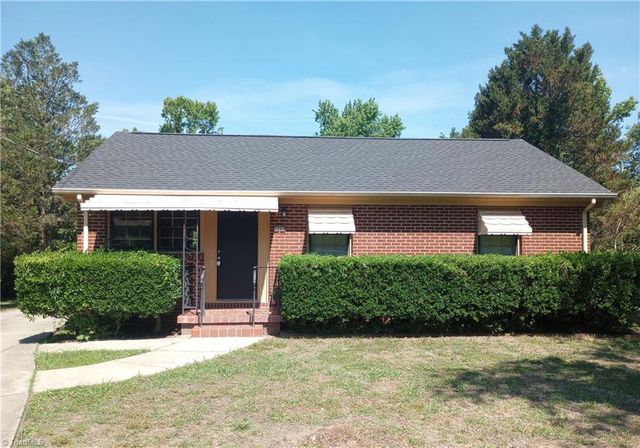 1303 Blackwood Court, Greensboro, NC 27405