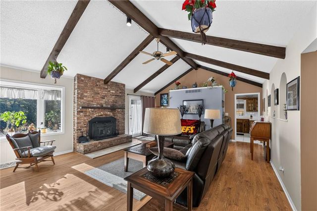 15007 Northern Hills Drive, Holt, MO 64068