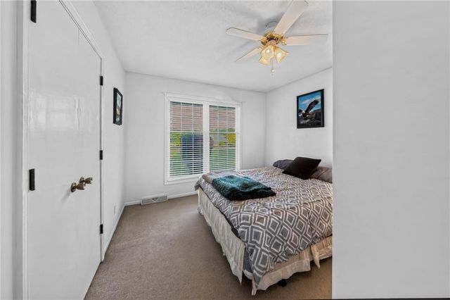 15007 Northern Hills Drive, Holt, MO 64068