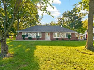 15007 Northern Hills Drive, Holt, MO 64068