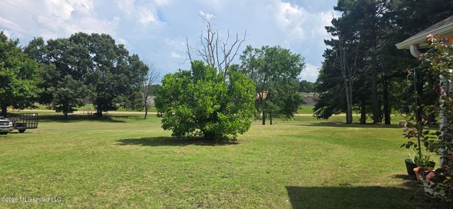 180 Stonewall Road, Byhalia, MS 38611