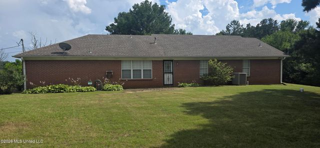 180 Stonewall Road, Byhalia, MS 38611