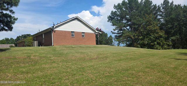 180 Stonewall Road, Byhalia, MS 38611
