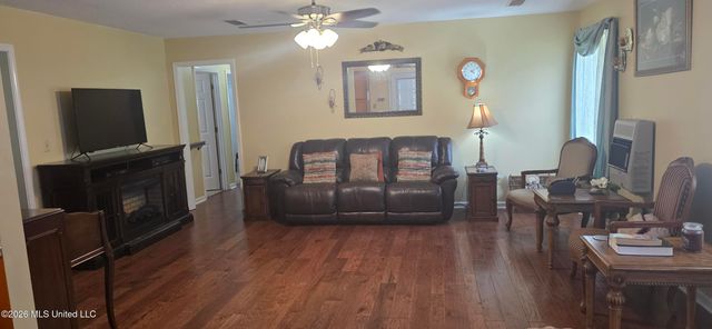 180 Stonewall Road, Byhalia, MS 38611