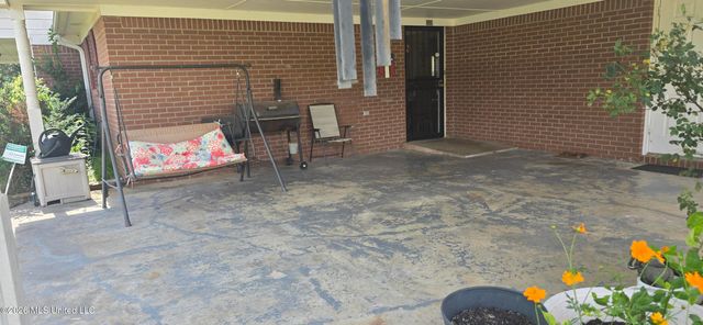 180 Stonewall Road, Byhalia, MS 38611