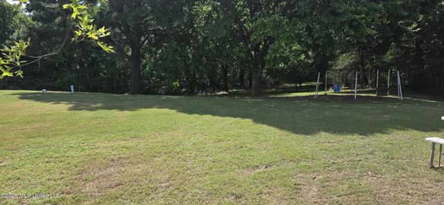 180 Stonewall Road, Byhalia, MS 38611