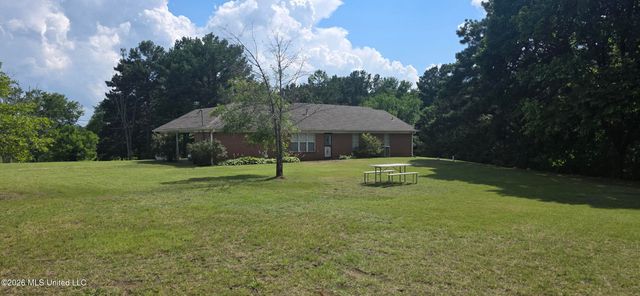 180 Stonewall Road, Byhalia, MS 38611