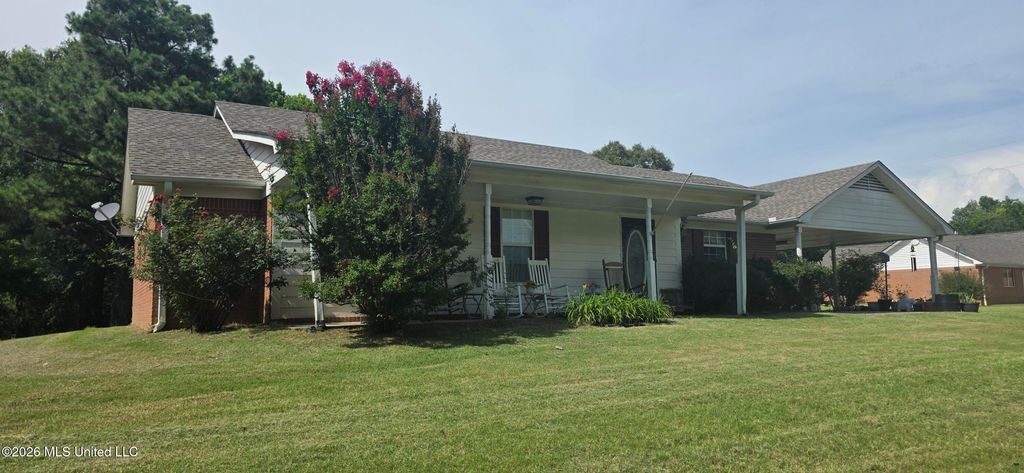 180 Stonewall Road, Byhalia, MS 38611