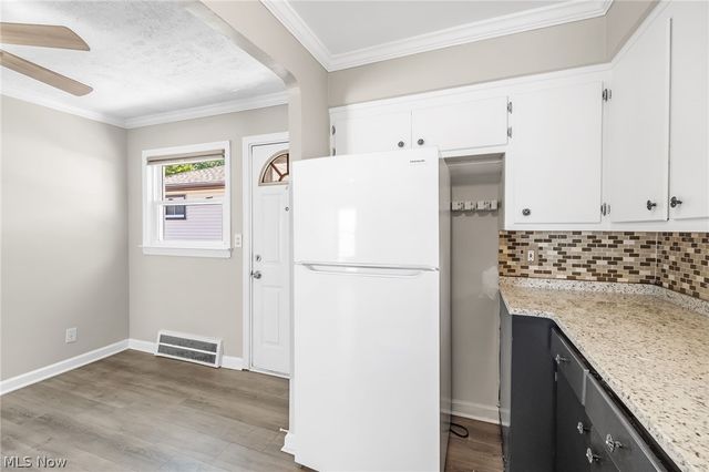 1653 Woodhurst Avenue, Mayfield Heights, OH 44124