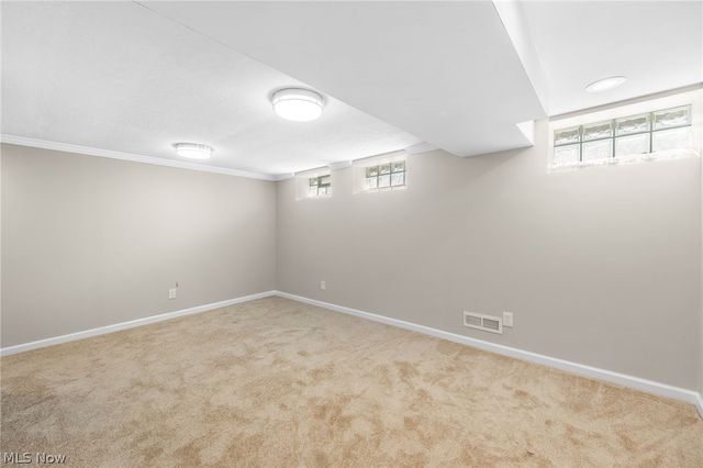 1653 Woodhurst Avenue, Mayfield Heights, OH 44124