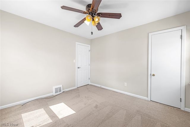 1653 Woodhurst Avenue, Mayfield Heights, OH 44124