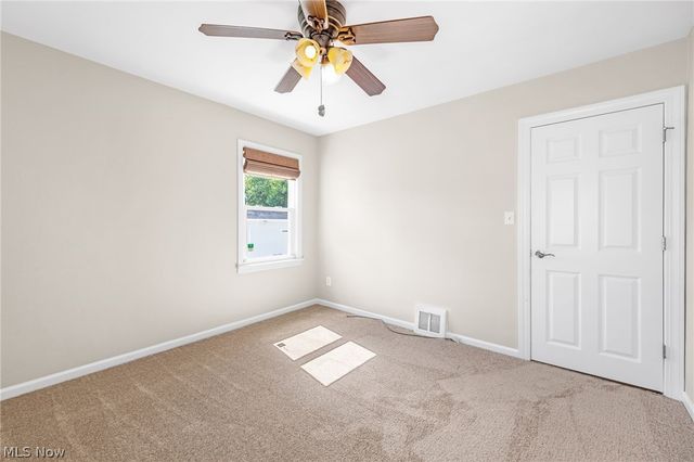 1653 Woodhurst Avenue, Mayfield Heights, OH 44124