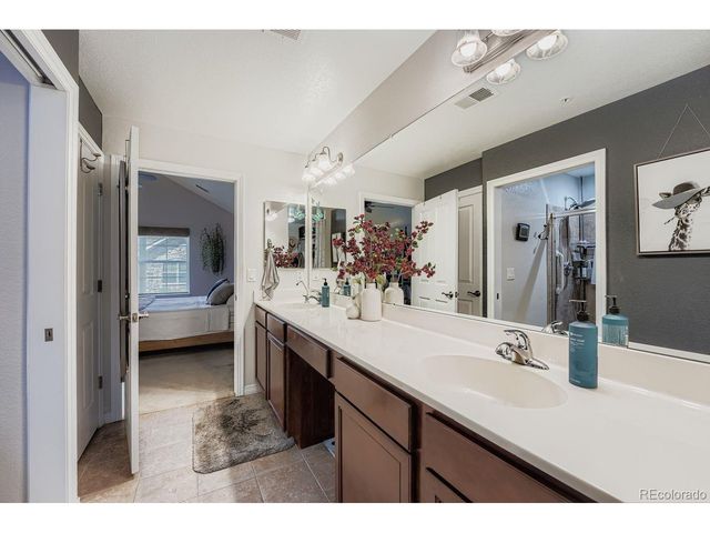 19393 E Asbury Dr A, Aurora, CO 80013