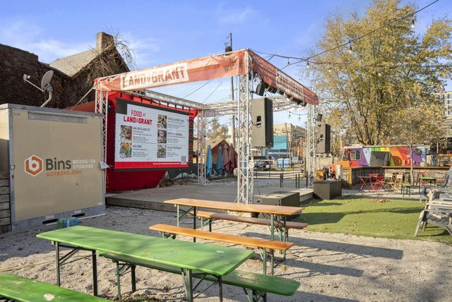 498 W Town Street, Columbus, OH 43215