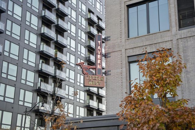 498 W Town Street, Columbus, OH 43215