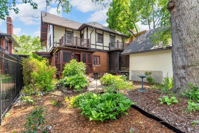 728 Longfellow Street, Detroit, MI 48202