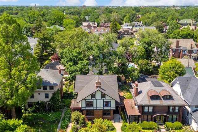 728 Longfellow Street, Detroit, MI 48202
