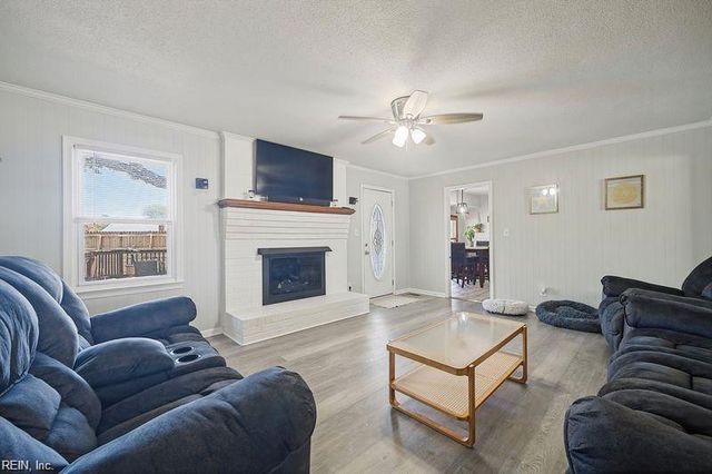 5305 Alishire CT, Virginia Beach, VA 23464