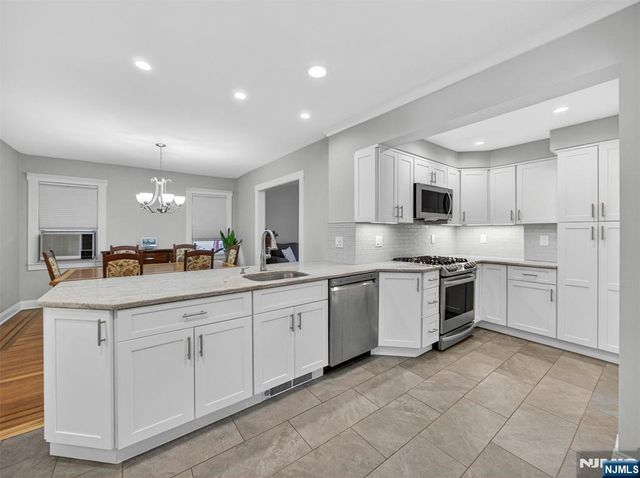 1134 Julia Street, Teaneck, NJ 07666