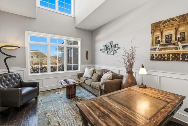 13675 N Legacy Hills DRIVE, Mequon, WI 53097