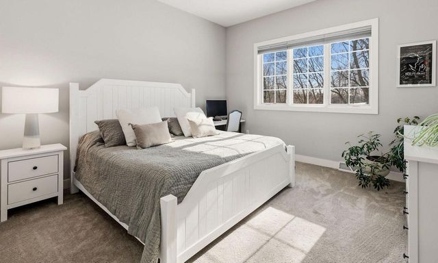 13675 N Legacy Hills DRIVE, Mequon, WI 53097