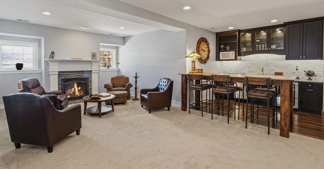 13675 N Legacy Hills DRIVE, Mequon, WI 53097