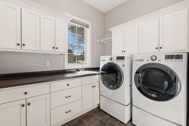 13675 N Legacy Hills DRIVE, Mequon, WI 53097