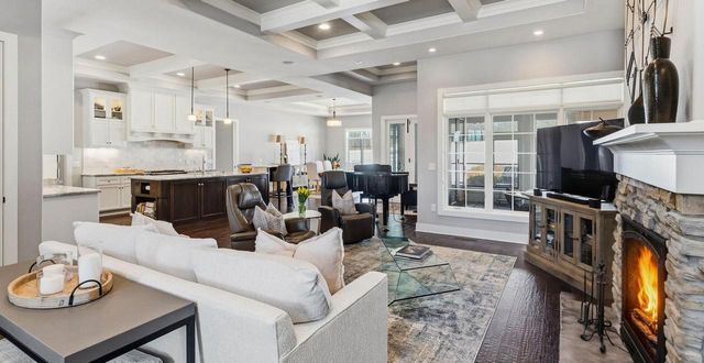 13675 N Legacy Hills DRIVE, Mequon, WI 53097