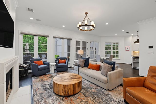 3110 Plumb, West University Place, TX 77005