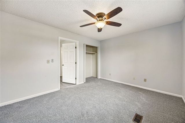 236 W Lakemont Drive, Kingsland, GA 31548