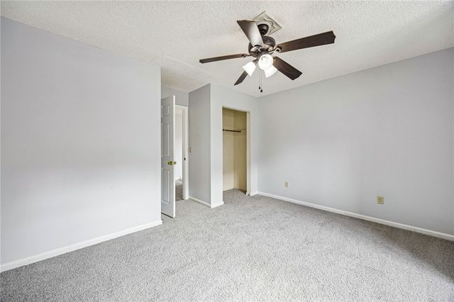 236 W Lakemont Drive, Kingsland, GA 31548