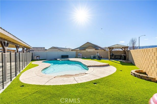 44527 Freer, Lancaster, CA 93536