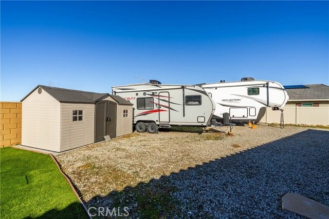 44527 Freer, Lancaster, CA 93536