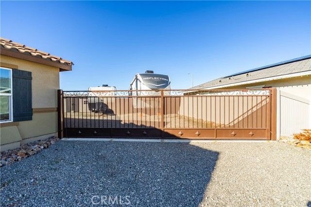 44527 Freer, Lancaster, CA 93536