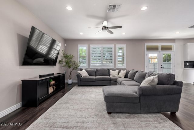 2510 E Fawn Drive, Phoenix, AZ 85042