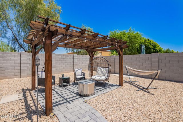 2510 E Fawn Drive, Phoenix, AZ 85042