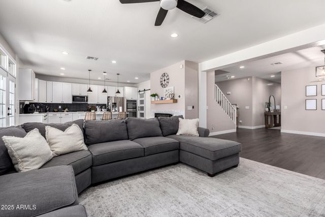 2510 E Fawn Drive, Phoenix, AZ 85042