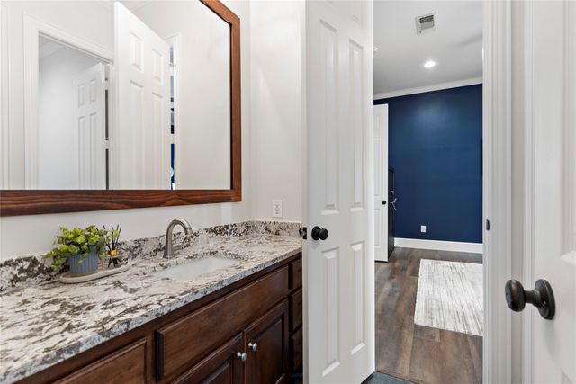 5000 Stillhouse Road, Paris, TX 75462