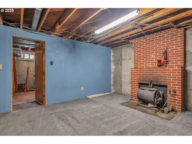 1550 Se 4TH St, Gresham, OR 97080