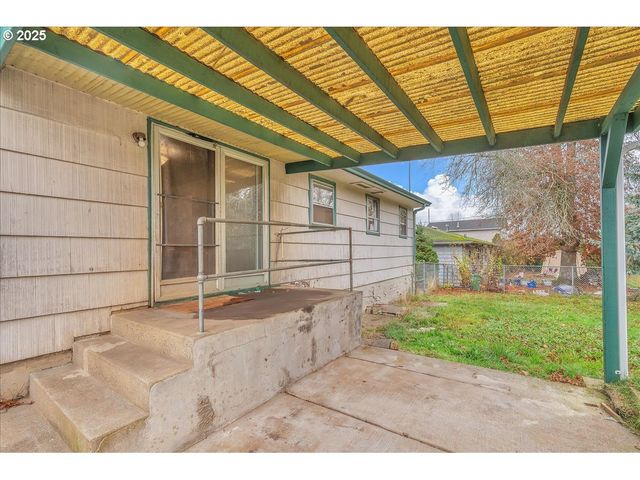 1550 Se 4TH St, Gresham, OR 97080