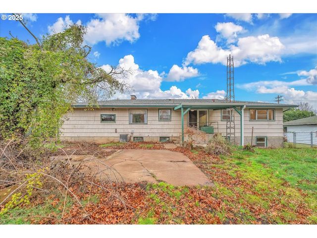 1550 Se 4TH St, Gresham, OR 97080