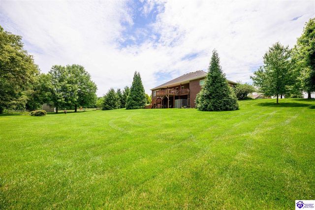 330 Stonebriar Drive, Elizabethtown, KY 42701