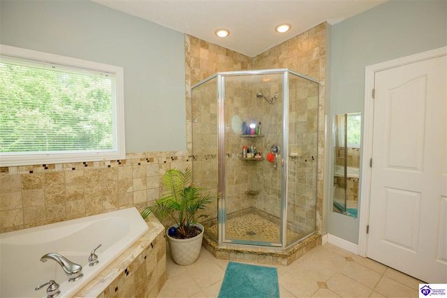 330 Stonebriar Drive, Elizabethtown, KY 42701