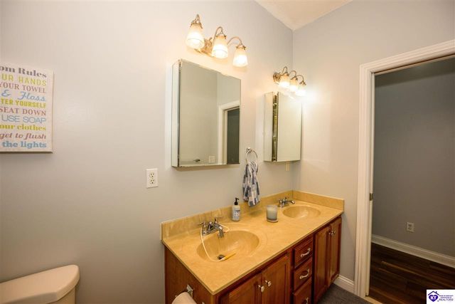 330 Stonebriar Drive, Elizabethtown, KY 42701