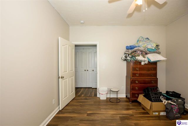 330 Stonebriar Drive, Elizabethtown, KY 42701