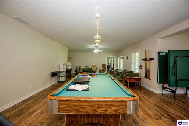 330 Stonebriar Drive, Elizabethtown, KY 42701